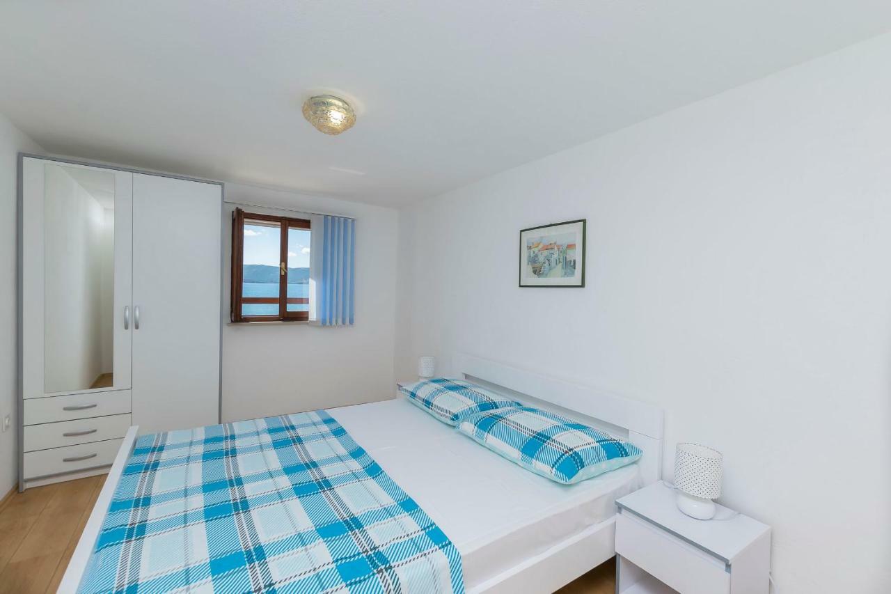 Apartment Island Dream Krapanj Bagian luar foto
