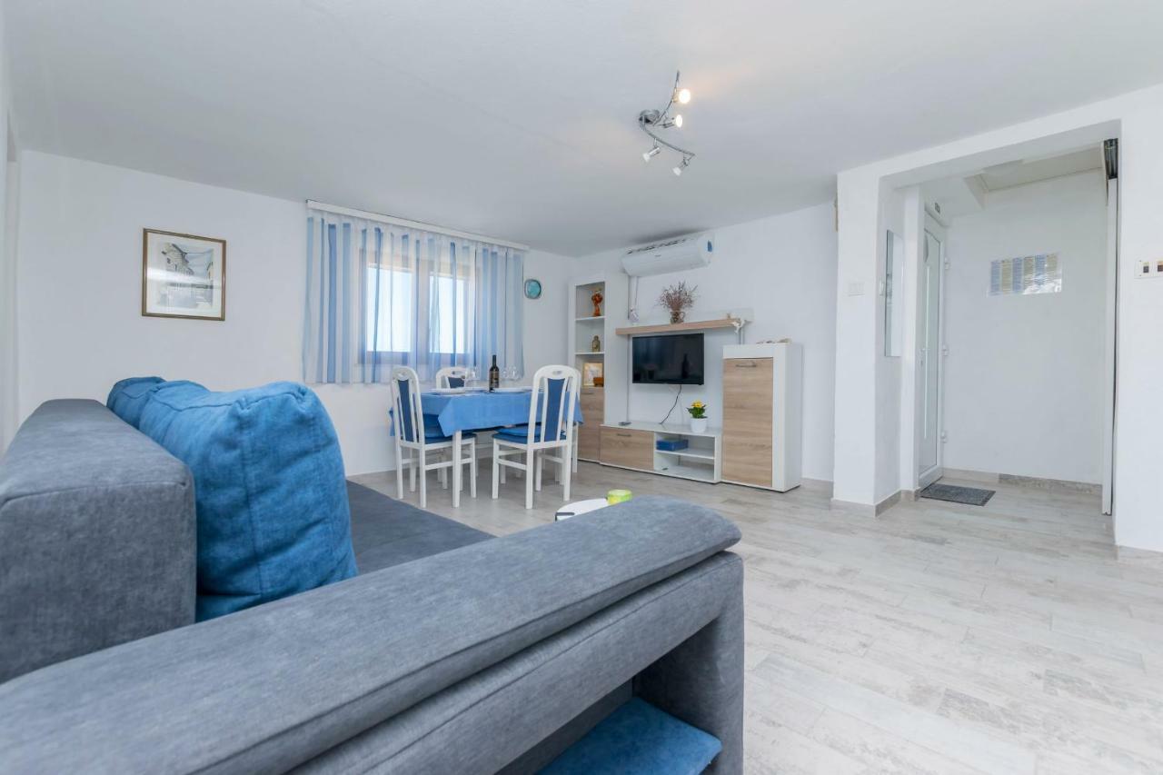 Apartment Island Dream Krapanj Bagian luar foto