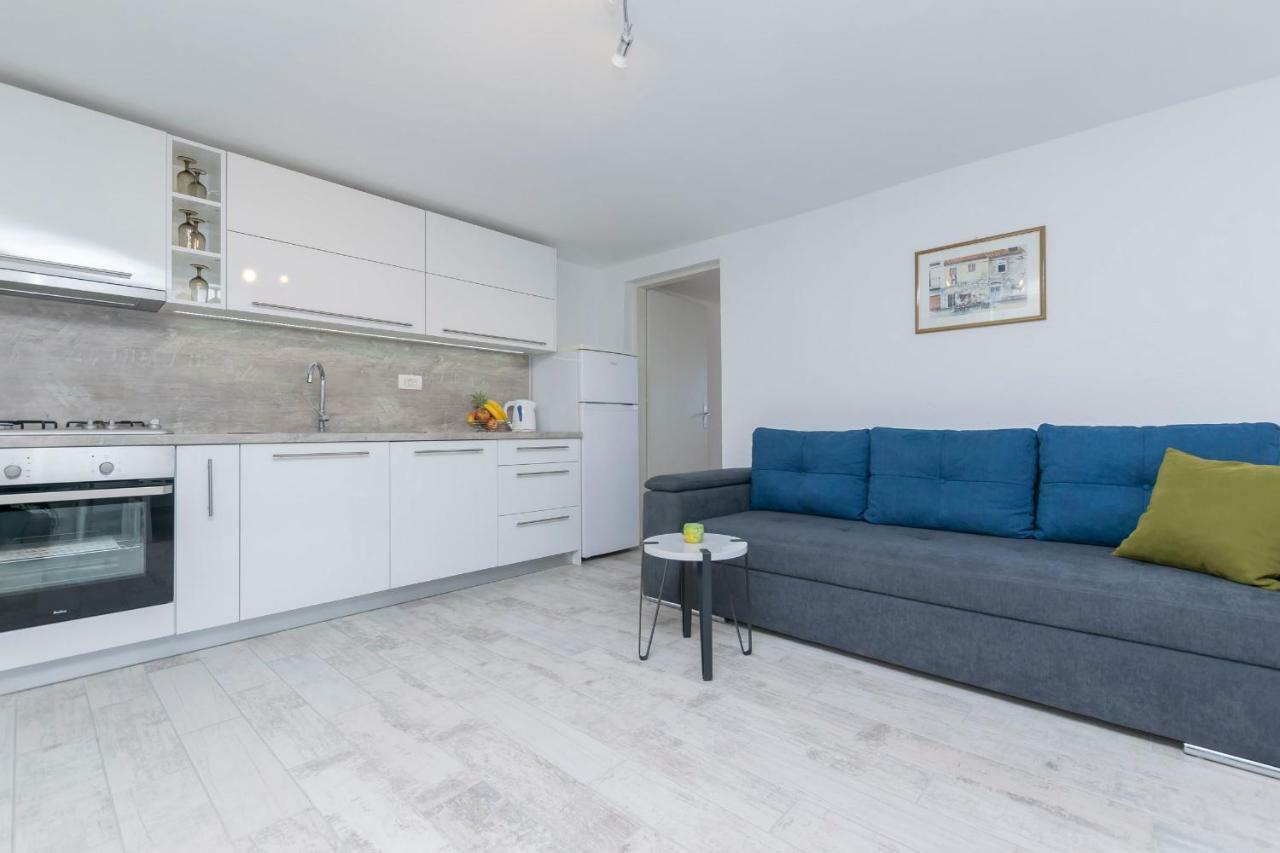 Apartment Island Dream Krapanj Bagian luar foto