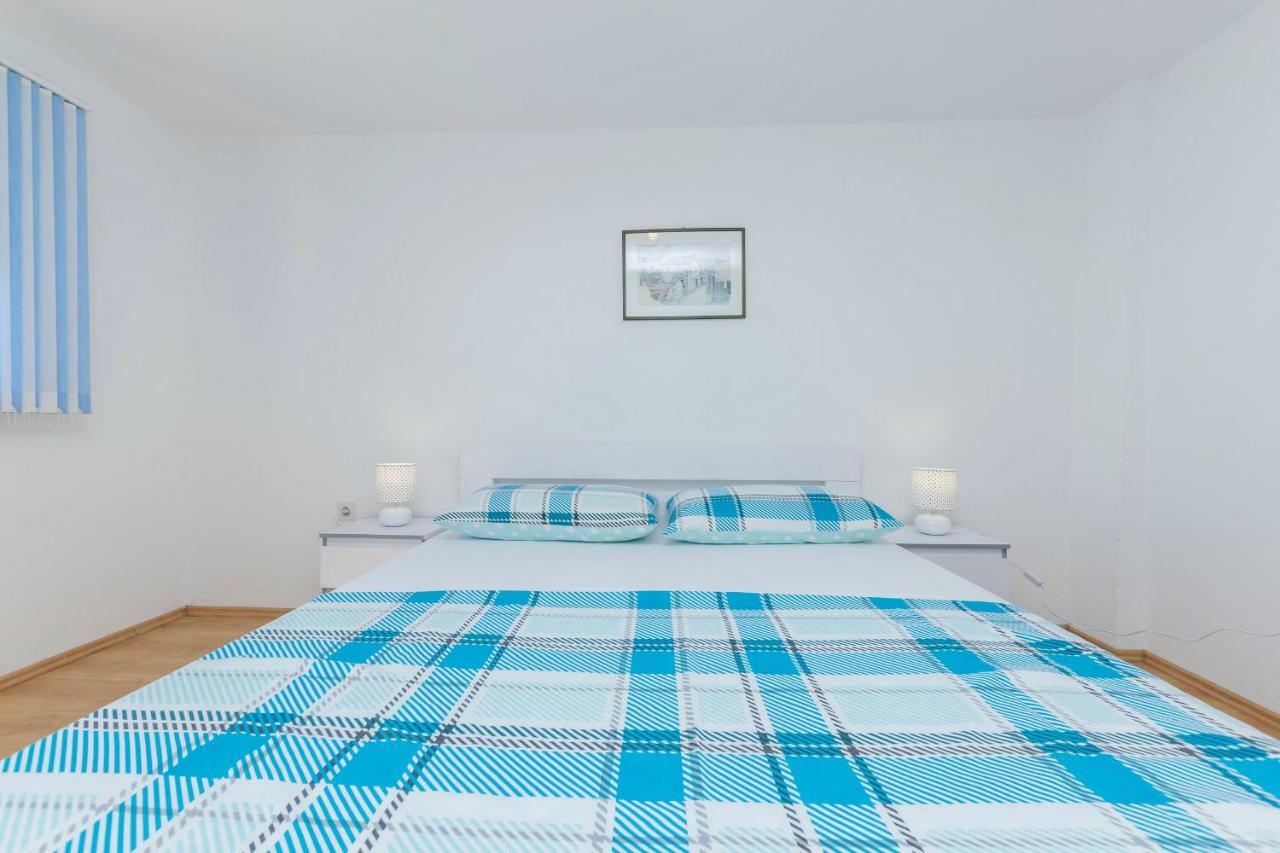Apartment Island Dream Krapanj Bagian luar foto